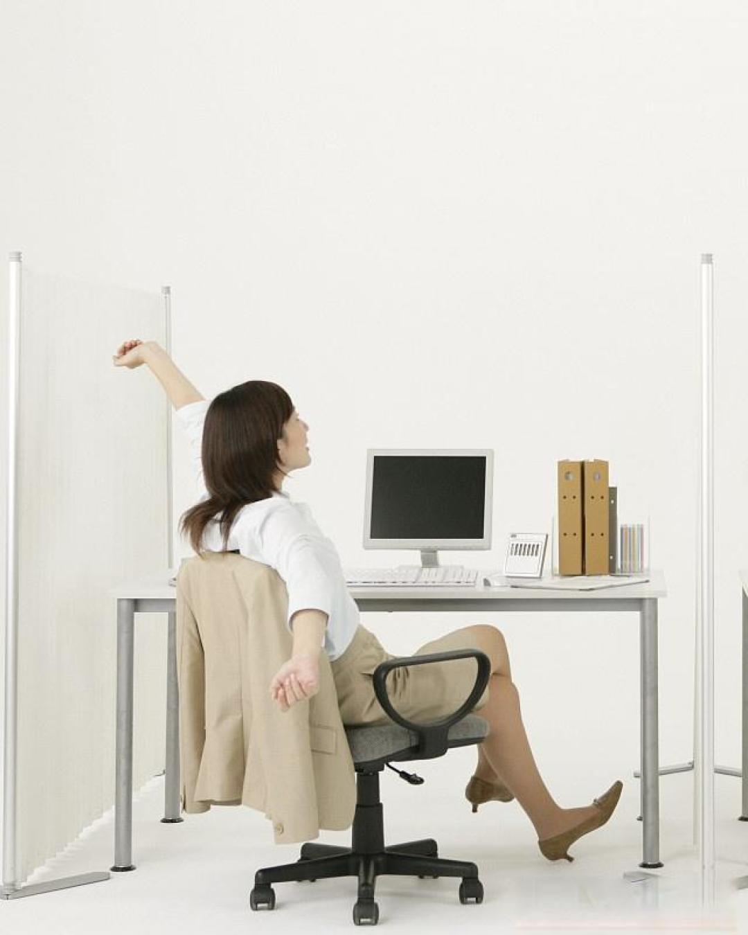 开云体育平台-办公室健身指南：8个动作缓解颈椎病的简单介绍